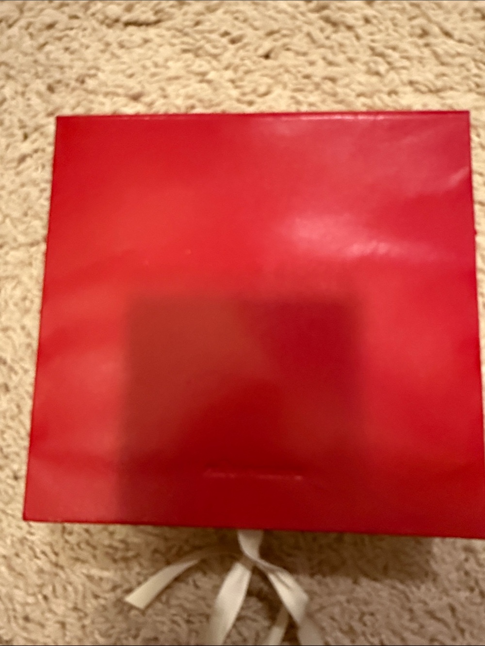 Red Envelope Pearl Drop Choker - Picture 3 of 4
